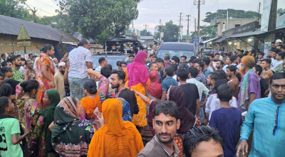 গাজীপুরে ‘অস্ত্রসহ’ ব্যবসায়ীকে গ্রেপ্তারের পর অবরুদ্ধ র‍্যাব সদস্যরা
